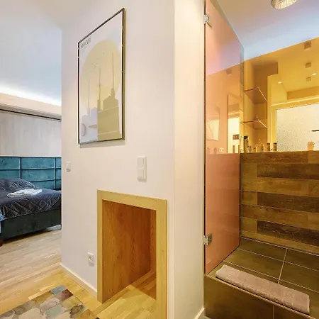 M&m Living In Apartment Hannover